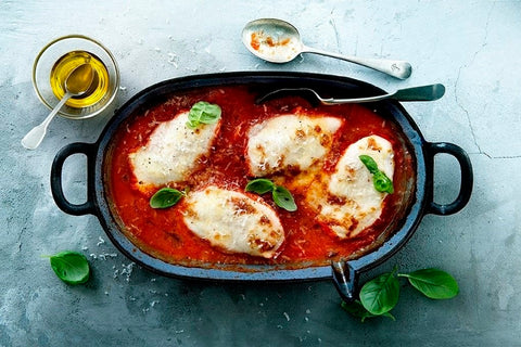 Parmezaanse kip met basilicum