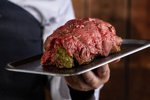 Black Angus runderrollade gevuld met pesto