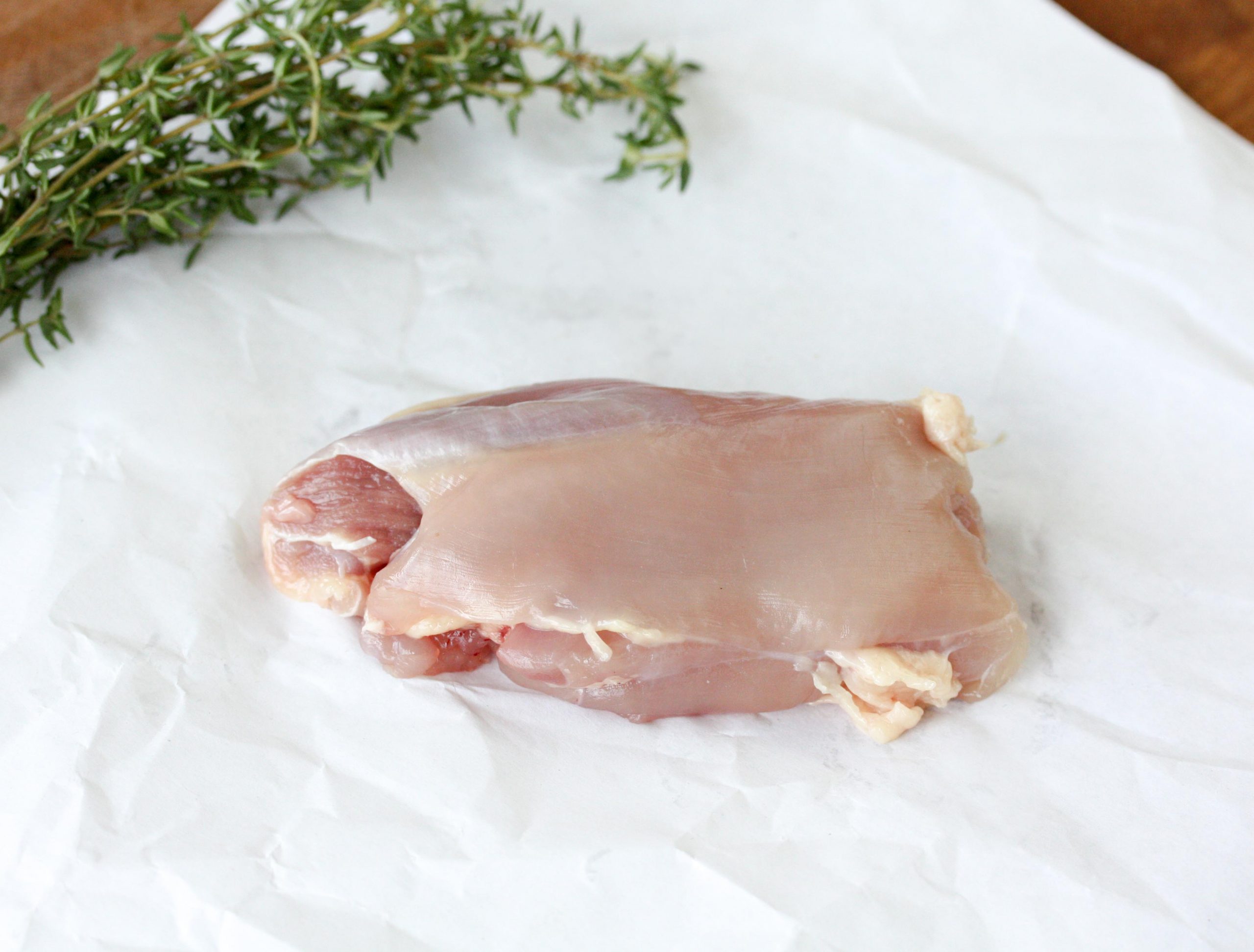 Poulet noir boerderijkippendij zonder vel